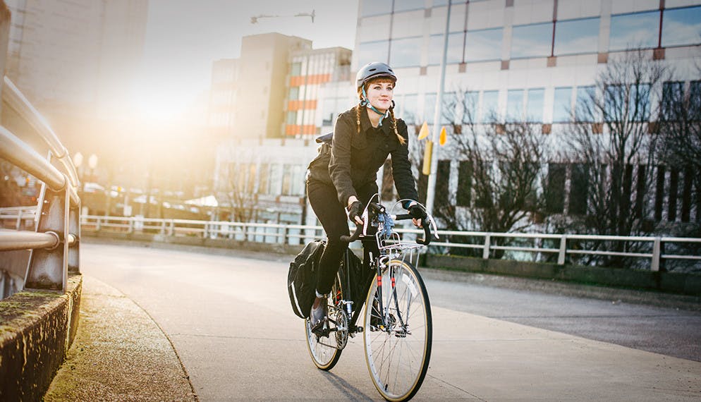 Baisse de la voiture, hausse des transports collectifs, augmentation du vélo : comment se déplacent les Franciliens ?