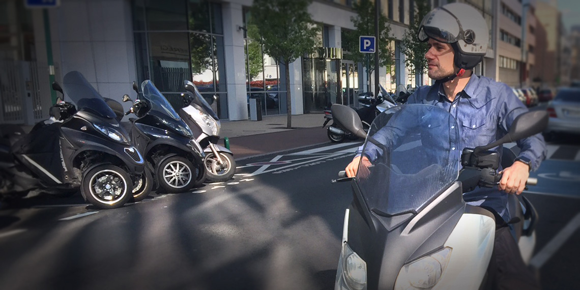 Scooter ou Moto roulez en toute sécurité Direct Assurance