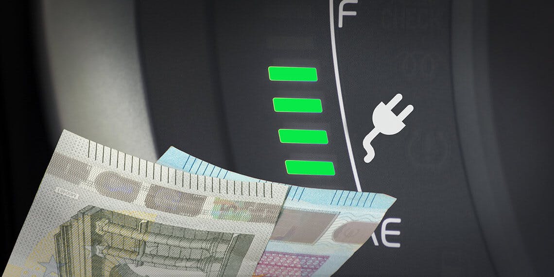argent billets euro écran niveau batterie voiture électrique