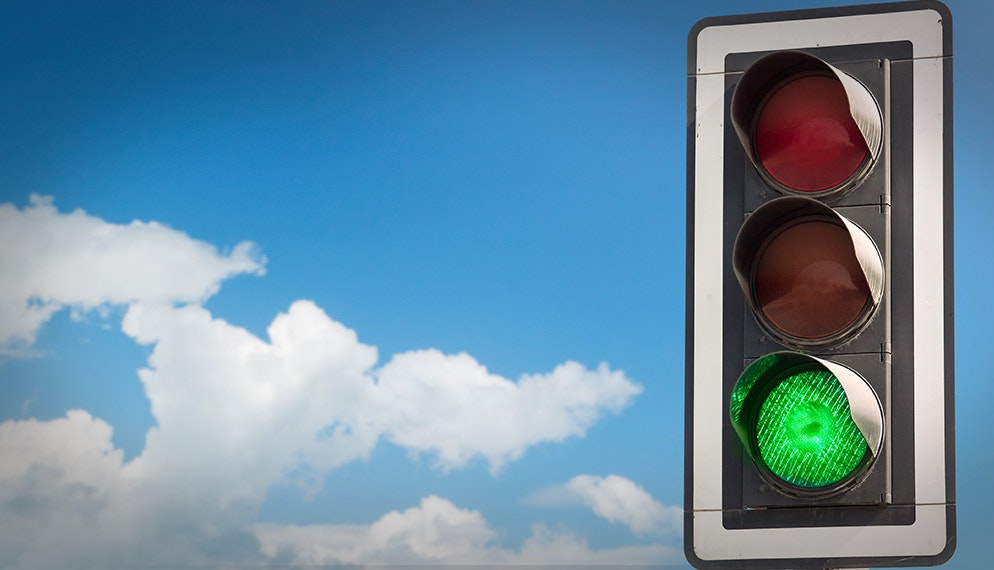 Vitesse de circulation : les feux tricolores intelligents autorisés