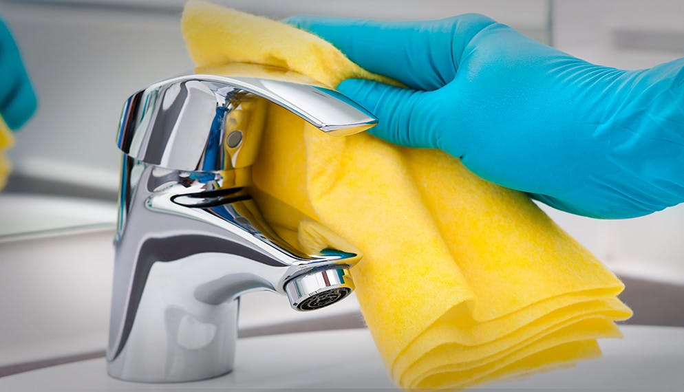 Épidémie de coronavirus : entretenir et désinfecter la maison