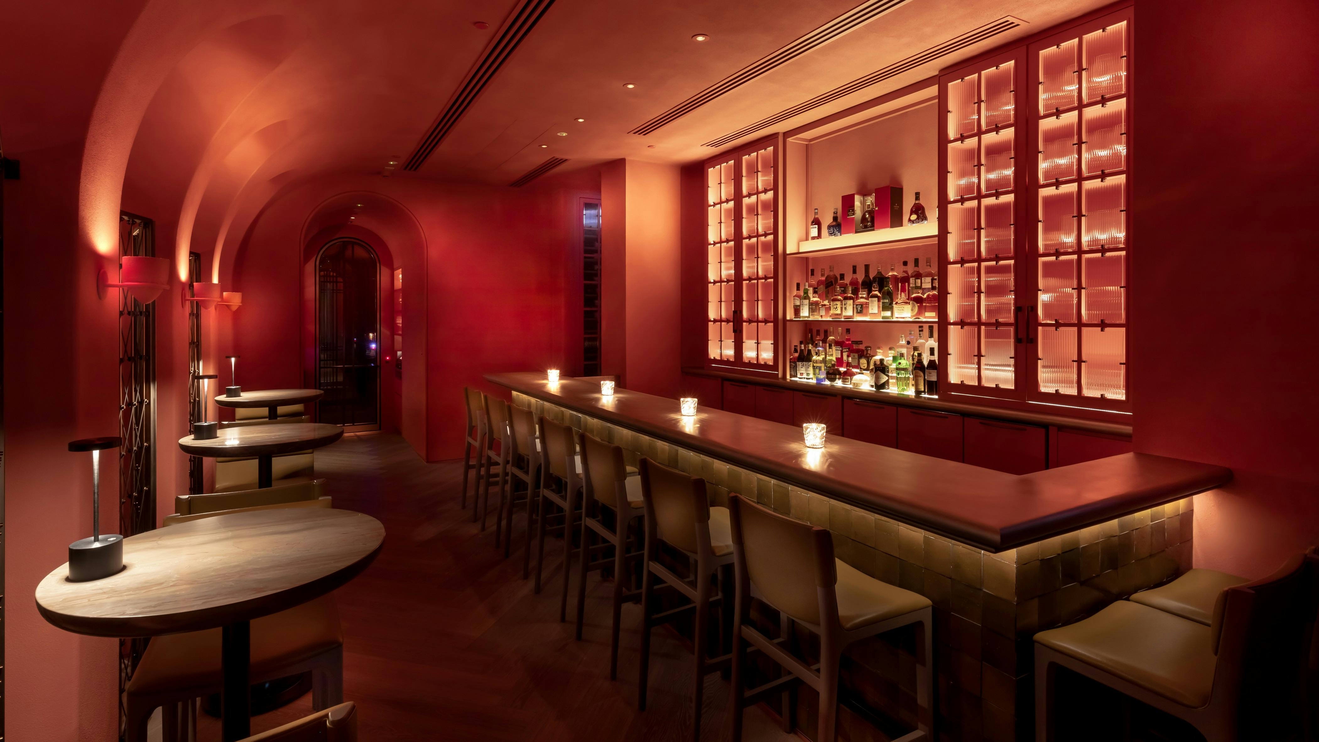 Dining at TwoStar Michelin French restaurant Arbor Circle Elysées