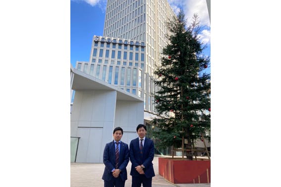 (写真左より)松村FA、内藤マネージャー
