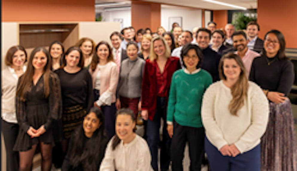 We are waiting for you at AXA LM... !
Actuaires, financiers, si vous etes aussi à l'aise avec l'anglais qu'avec les chiffres, votre place est ici !