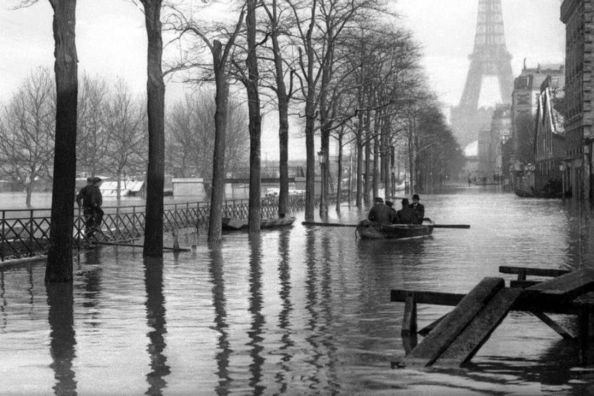 How To Say Flood Damage In Spanish