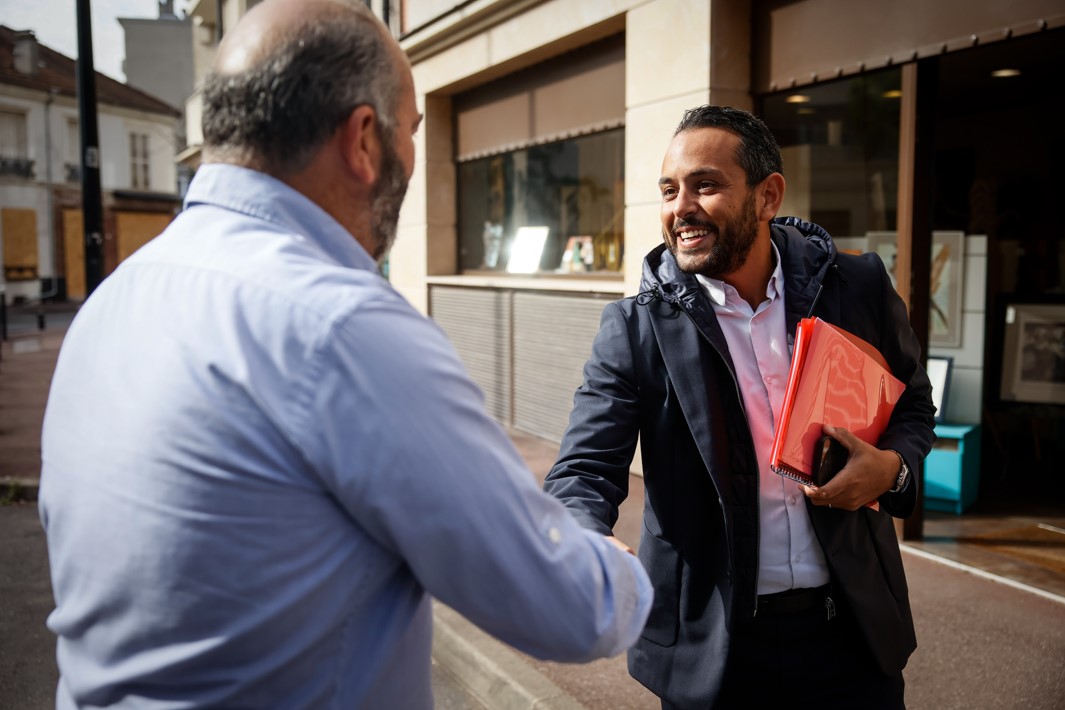 Up close and personal: an Agent in Paris | AXA